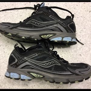Saucony size 8 Running Shoes