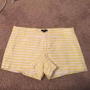 Gap stripe shorts
