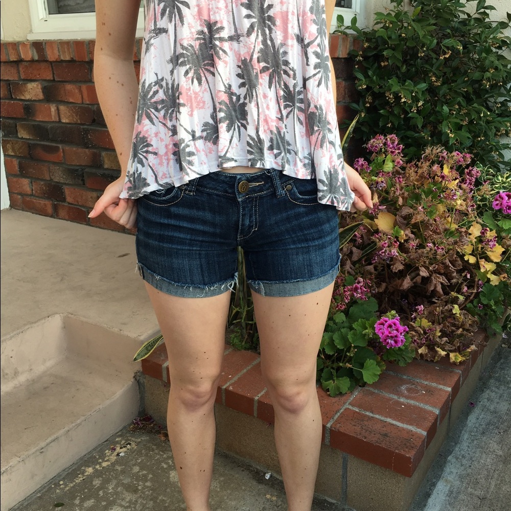 Cut-off Shorts