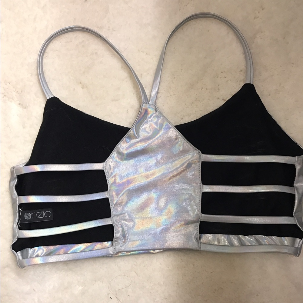 Onzie  sports Bra top
