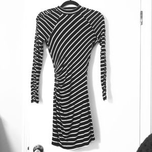 GUESS LOS ANGELES CUTOUT BACK DRESS