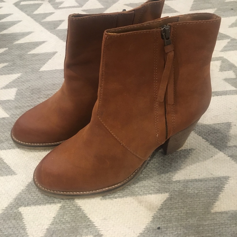 Steve Madden booties