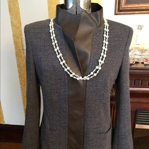 Escada wool blazer size 38(EUR)