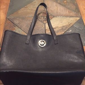 Michael Kors Tote Pocketbook