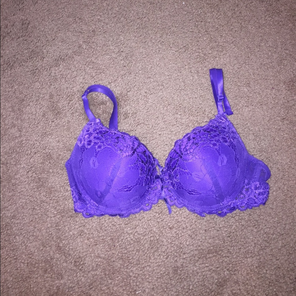 34B Push-Up Bra
