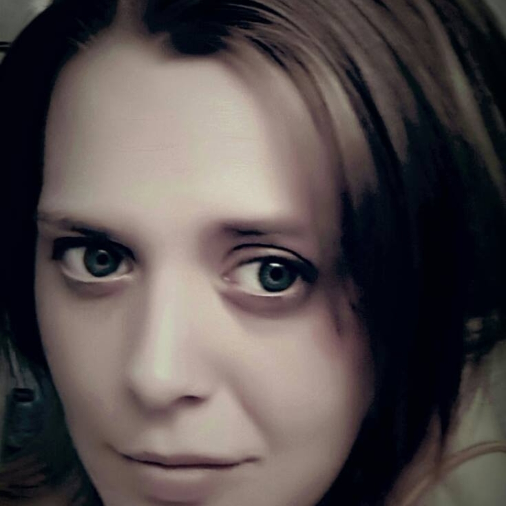 Meet your Posher, Nichole