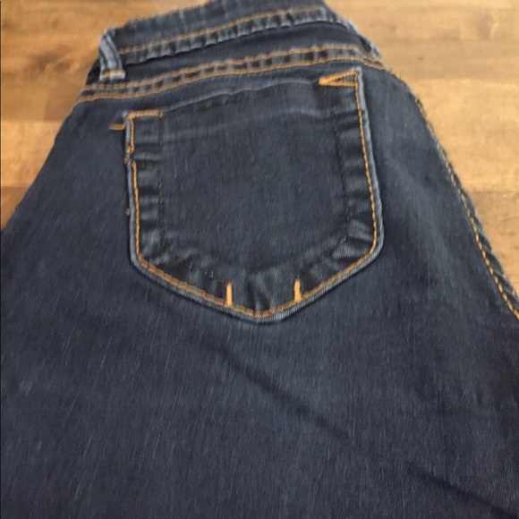 MEK Jeans - Picture 2 of 6