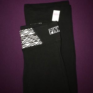 Victoria Secret (PINK) Black Yoga Leggings