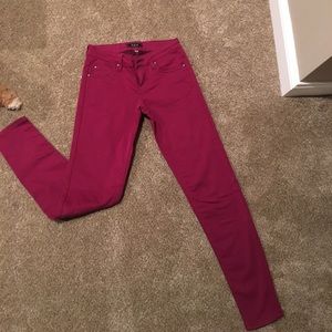 STS Blue Jeans in Magenta