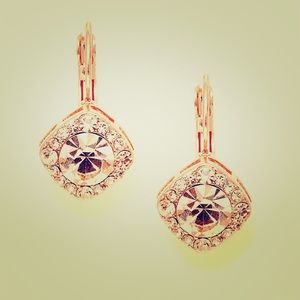 💕OFFERS💕 Mariell Rose Gold Earrings