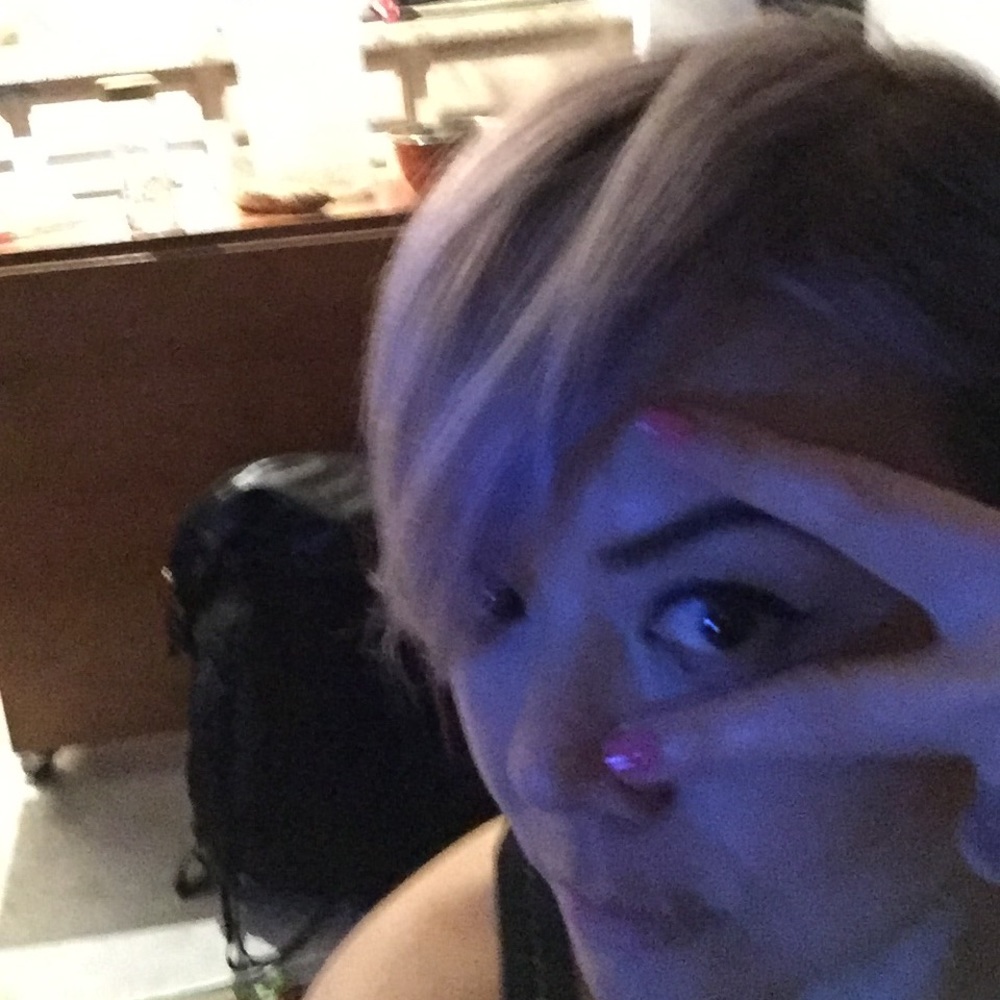 Meet your Posher, Josephine