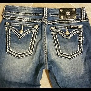 Miss Me Capris size 29