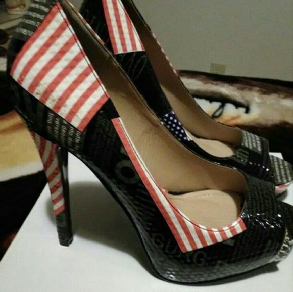 Heels - Picture 2 of 5