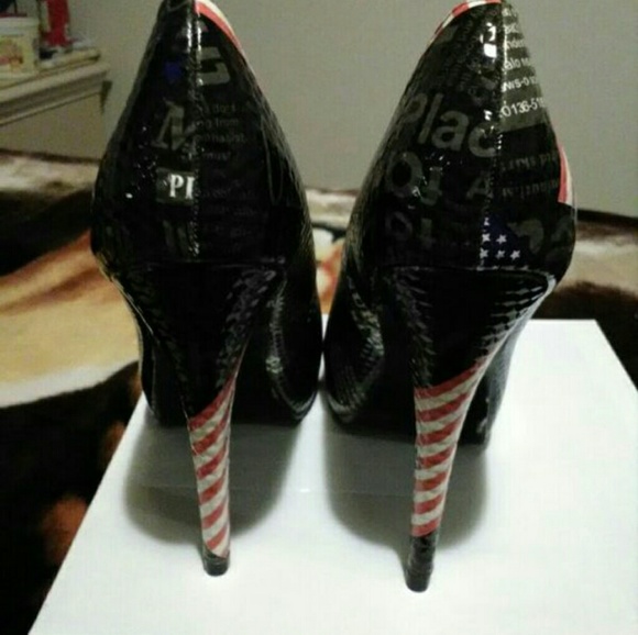 Heels - Picture 3 of 5