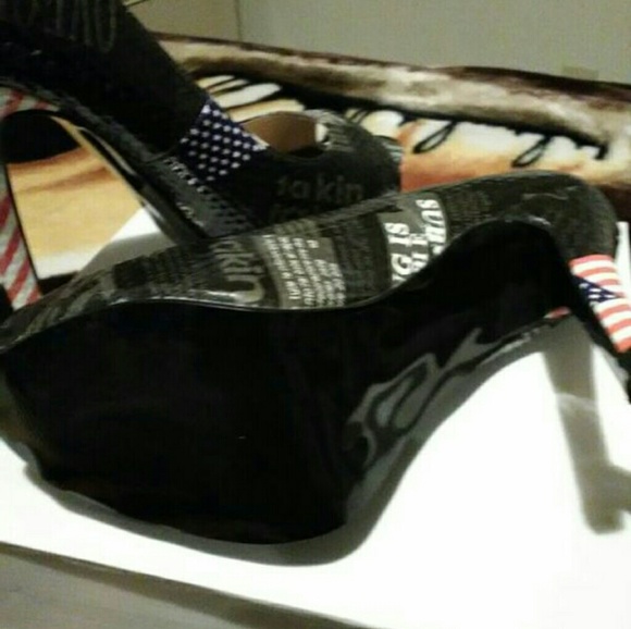 Heels - Picture 5 of 5