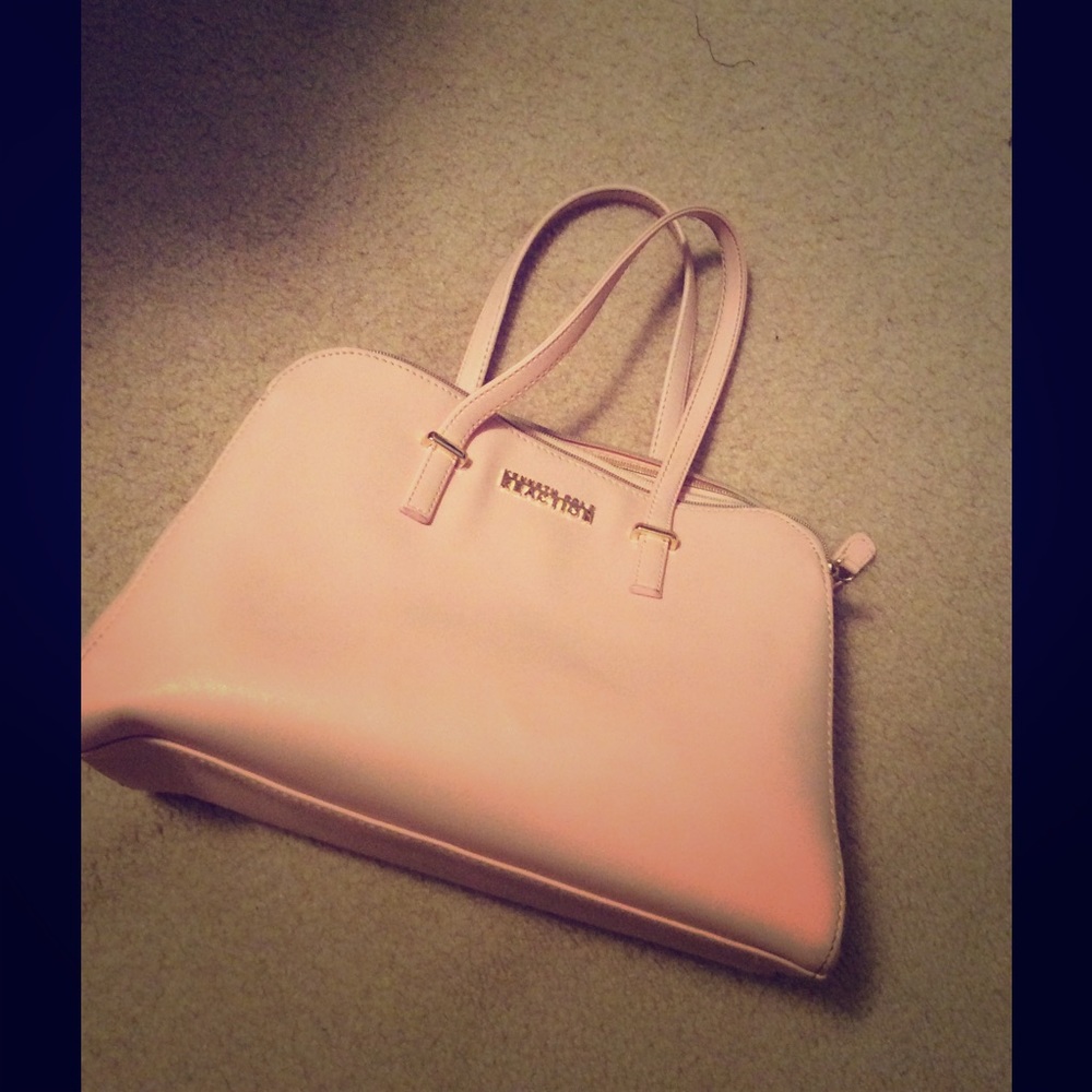 Kenneth Cole reaction bag