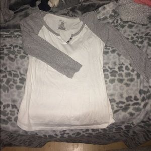 Grey and white half sleeve v-neck top