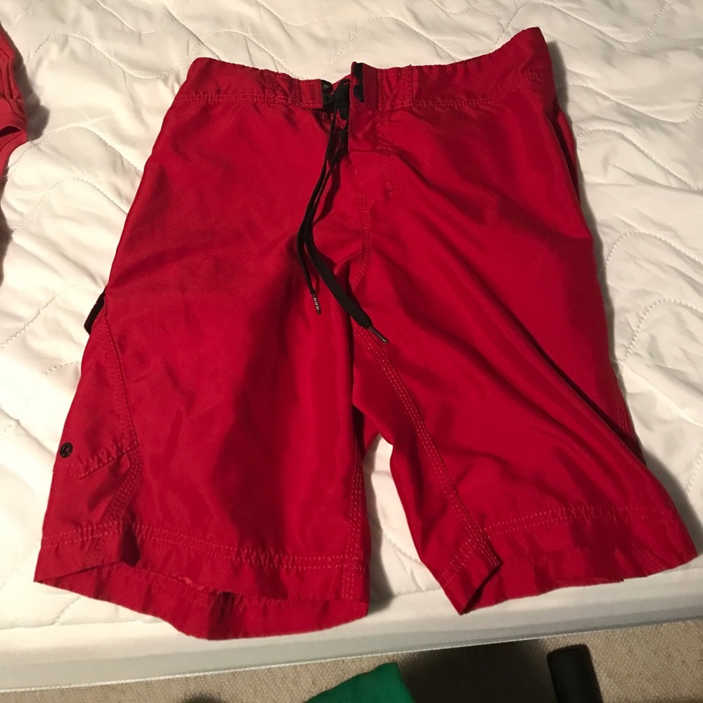 men's size 32 bathing suit