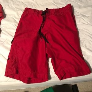 men's size 32 bathing suit