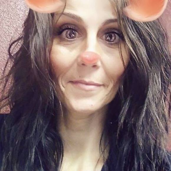 Meet your Posher, Erica - Picture 1 of 1