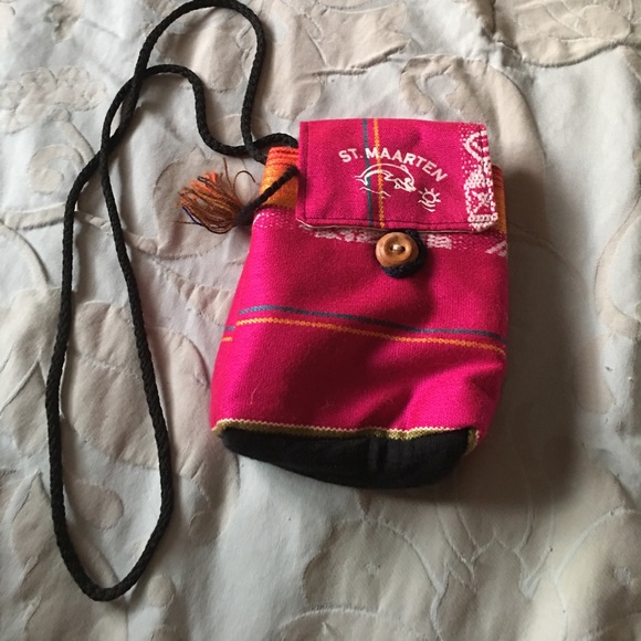 Accessories - NEW St Maarten shoulder purse