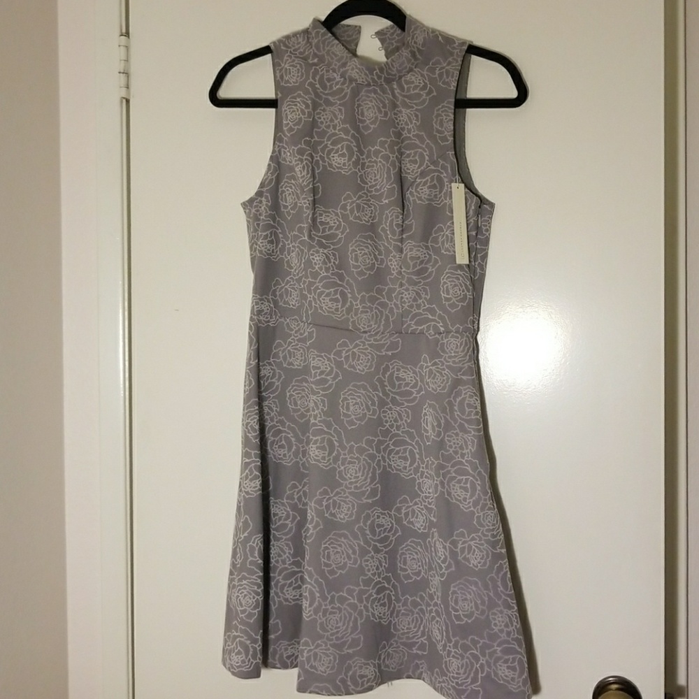 Lauren Conrad grey/White flower dress