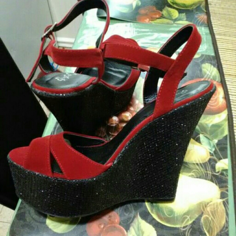Wedges - Picture 3 of 6