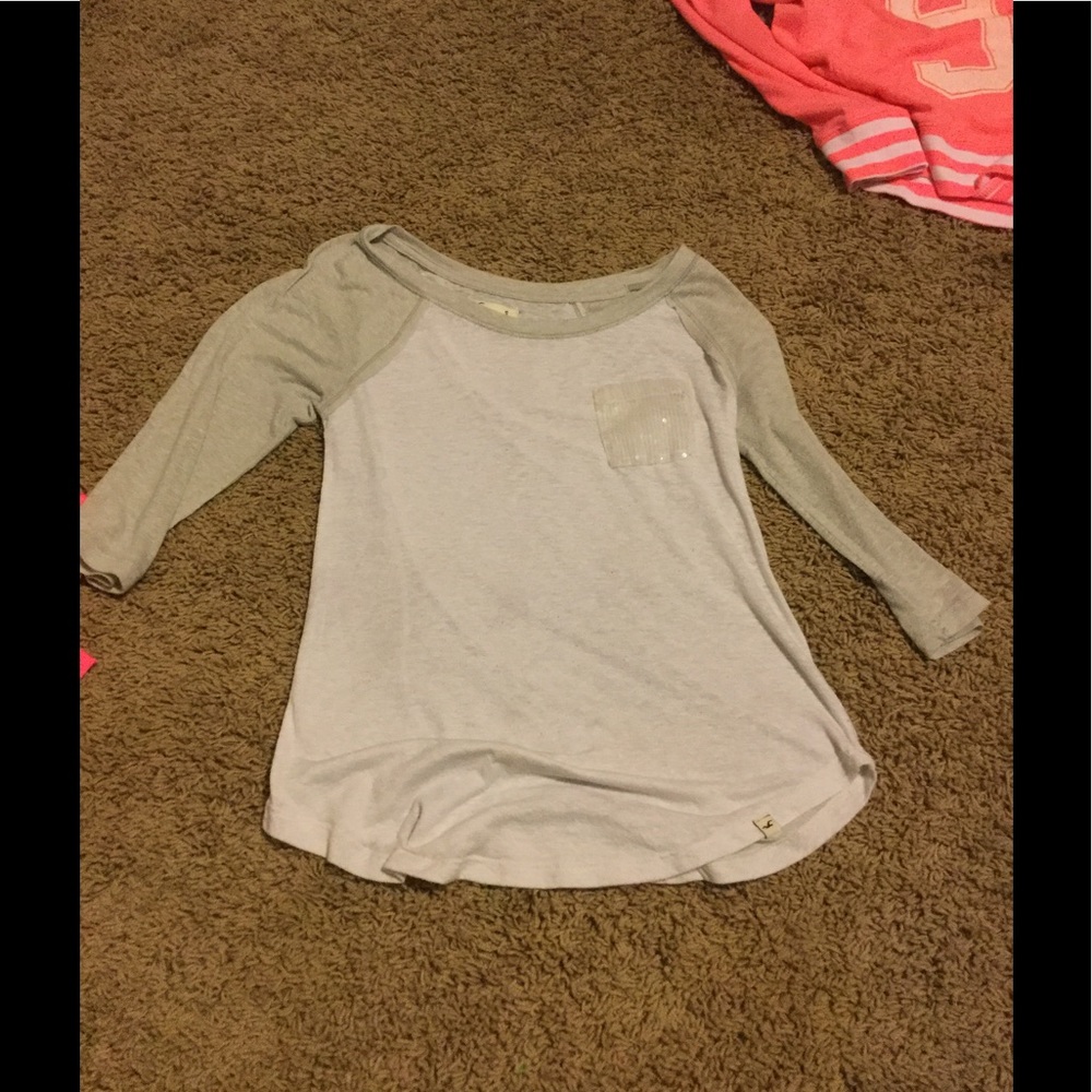 Long sleeve tee