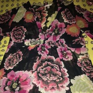 Price drop 🌸CABI see through tunic