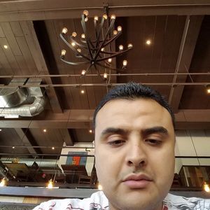 Meet your Posher, Ezequiel