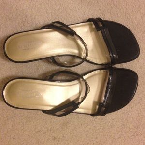 Black Strappy Sandals Kitten Heel