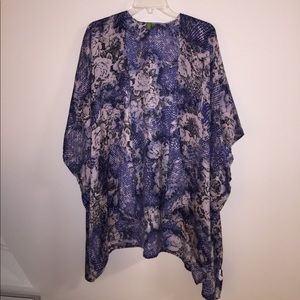 REDUCED PRICE!! Multi patterned duster