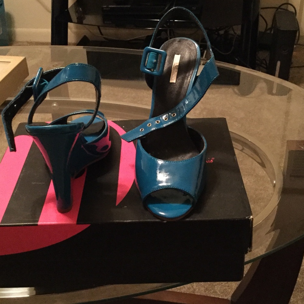 Micheal Antonio wedges