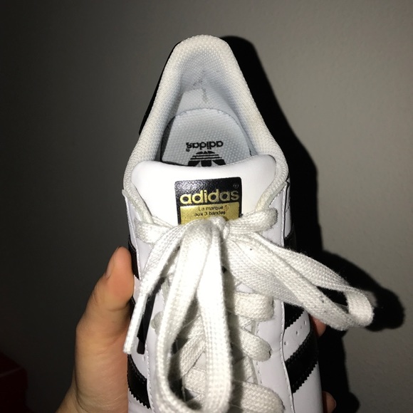 Adidas Superstars - Picture 2 of 3