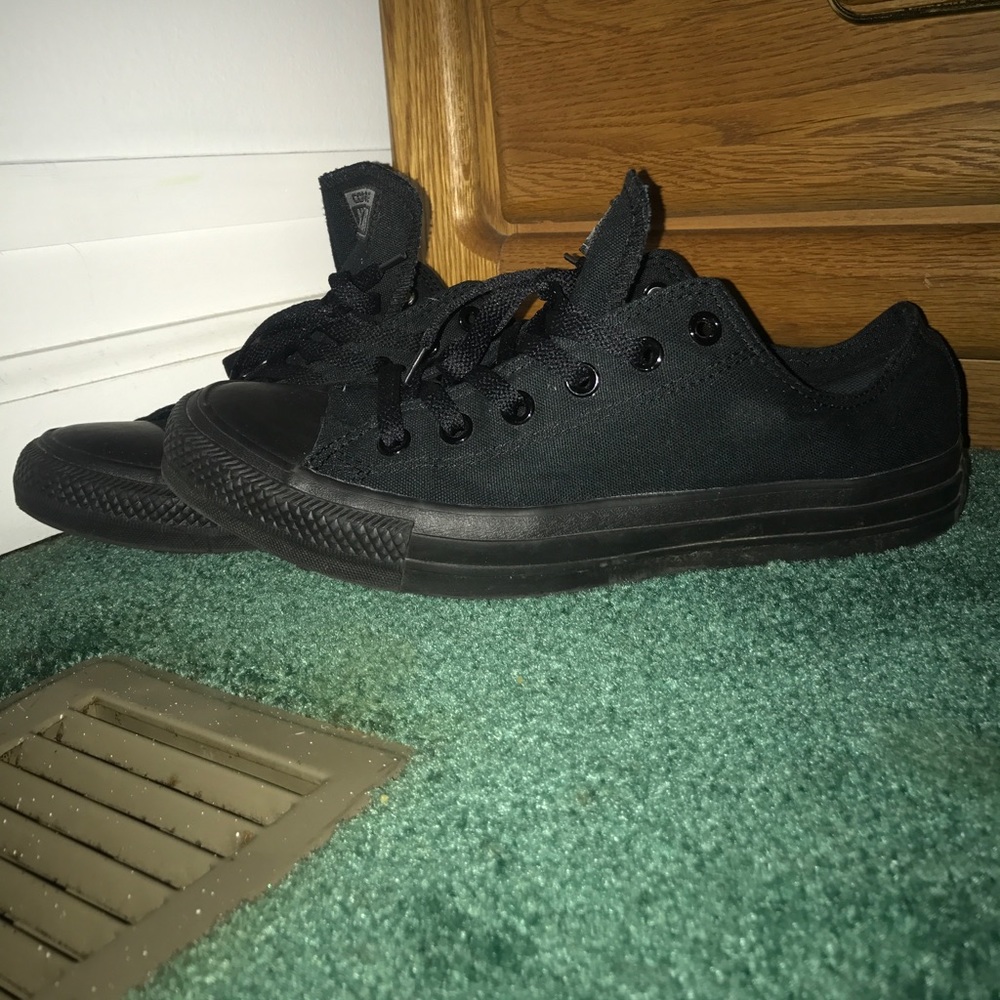 Converse size 8 men's