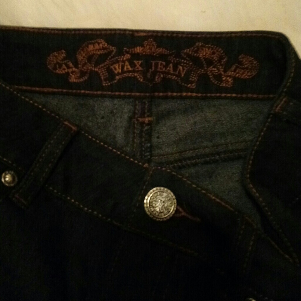Shorts - Picture 4 of 4