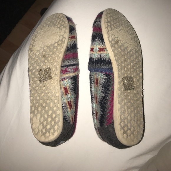 Toms - Picture 5 of 5