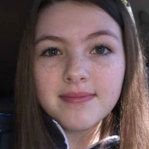 Meet your Posher, Eva