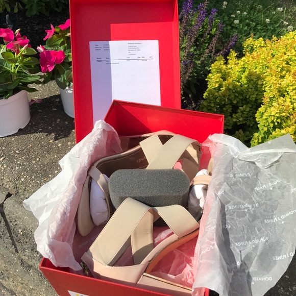 Donald J. Pliner - Picture 6 of 6