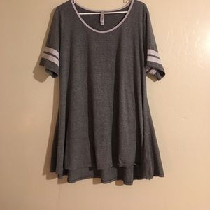 2XL LuLaRoe Perfect T