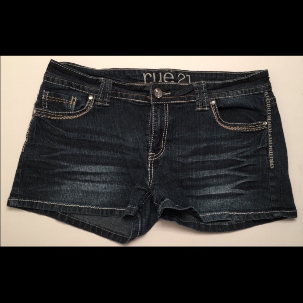 Really cute Jean shorts!