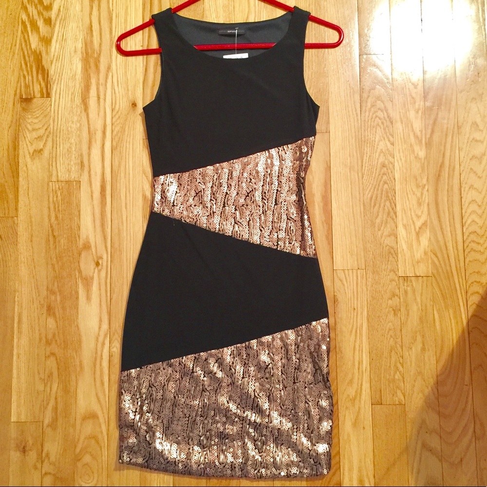Black & Gold bodycon dress