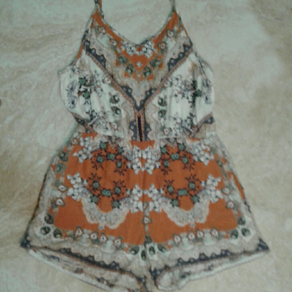 Set of 2 Angie Rompers - Picture 2 of 7