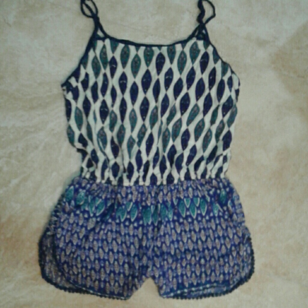 Set of 2 Angie Rompers - Picture 3 of 7