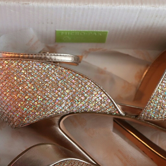 Stilettos - Picture 4 of 4