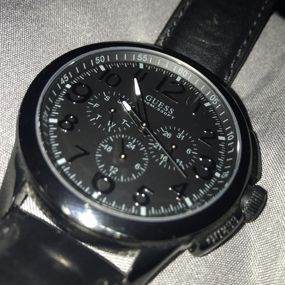 Men's waterproof black GUESS watch w/ leather band