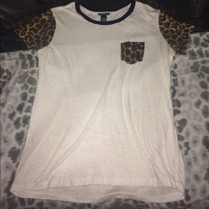 Leopard print shoulder and pocket crew neck top