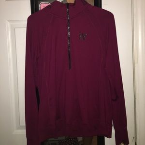 VS pink pullover