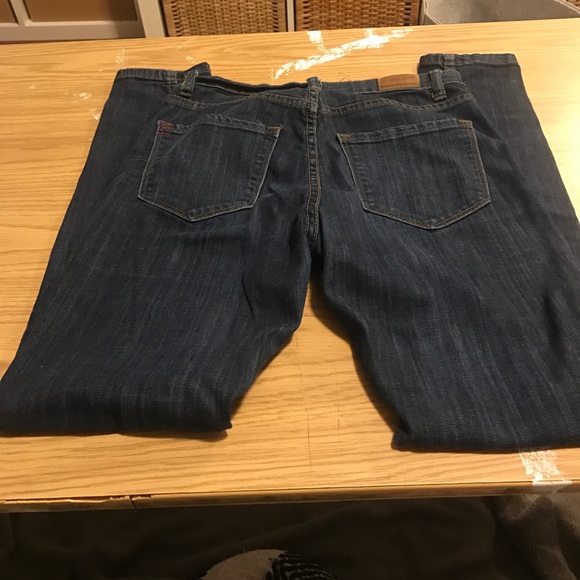 URBAN OUTFITTERS BDG Twig High-Rise Jeans - Picture 3 of 4