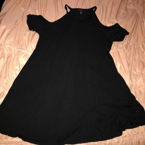Black shoulder cut out dress